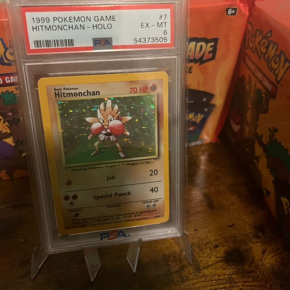 Hitmonchan Pokémon Card - Holo PSA 6 Base Set